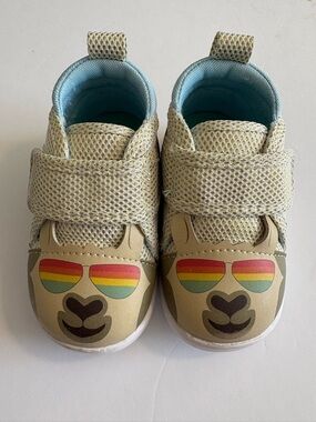 iKiki Llama Squeaky Sneaker Shoes V1 size 4